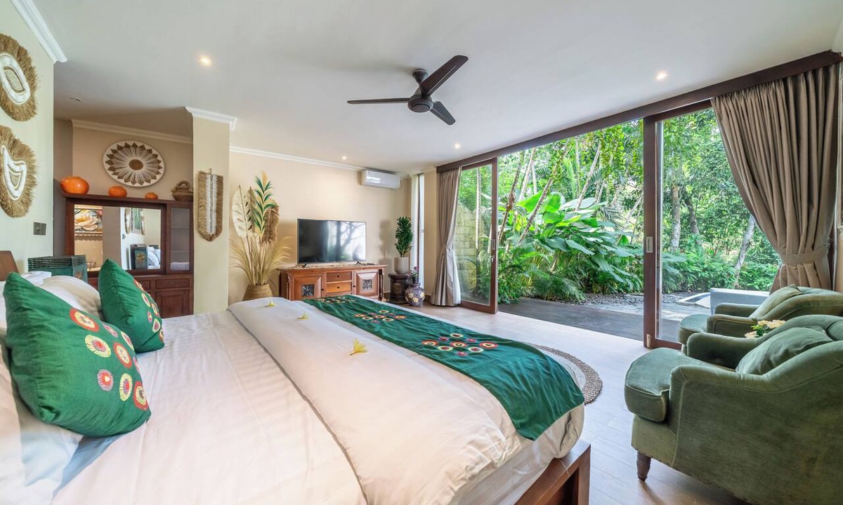 Buwit Villa | 3-bedroom Villa in beautiful Tabanan with rice field and river view