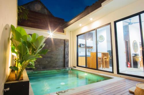 Kerobokan House | 3BR Fun Living Villa with Pool in Kerobokan - Kuta - Bali