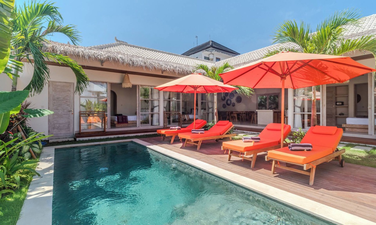Seminyak Villa | 4BR Villa Vaimala Tropical Home in Seminyak