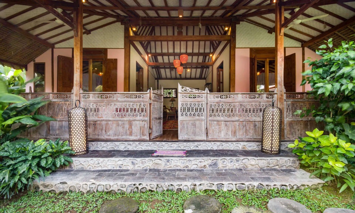 Berawa Villa | 5 Star Villa in Bali, Minutes from the Beach, Bali Villa 2083