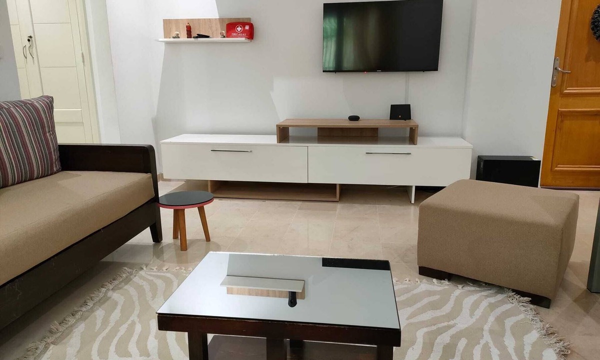 El Aouina Apartment | A chic, strategic apartment in l'Aouina