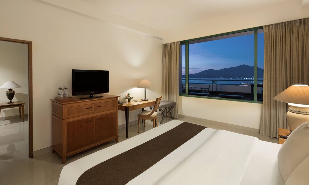 Manado City Centre Hotel | Aryaduta Manado