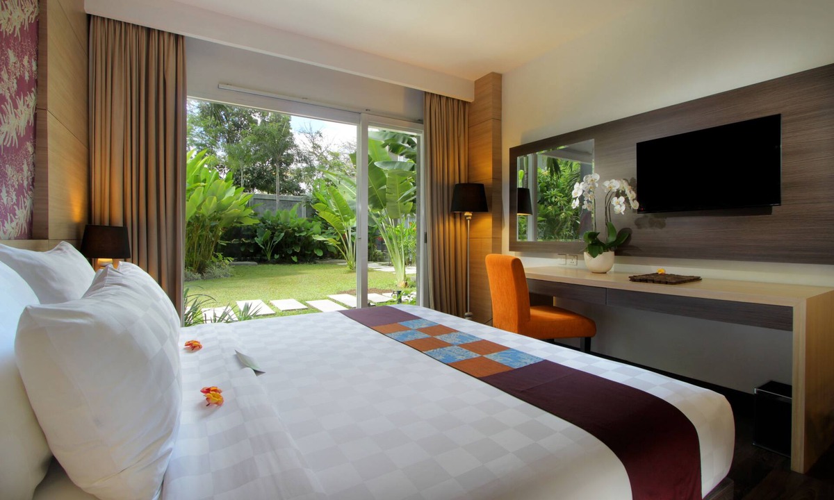 Pemecutan Kelod Hotel | b Hotel Bali & Spa