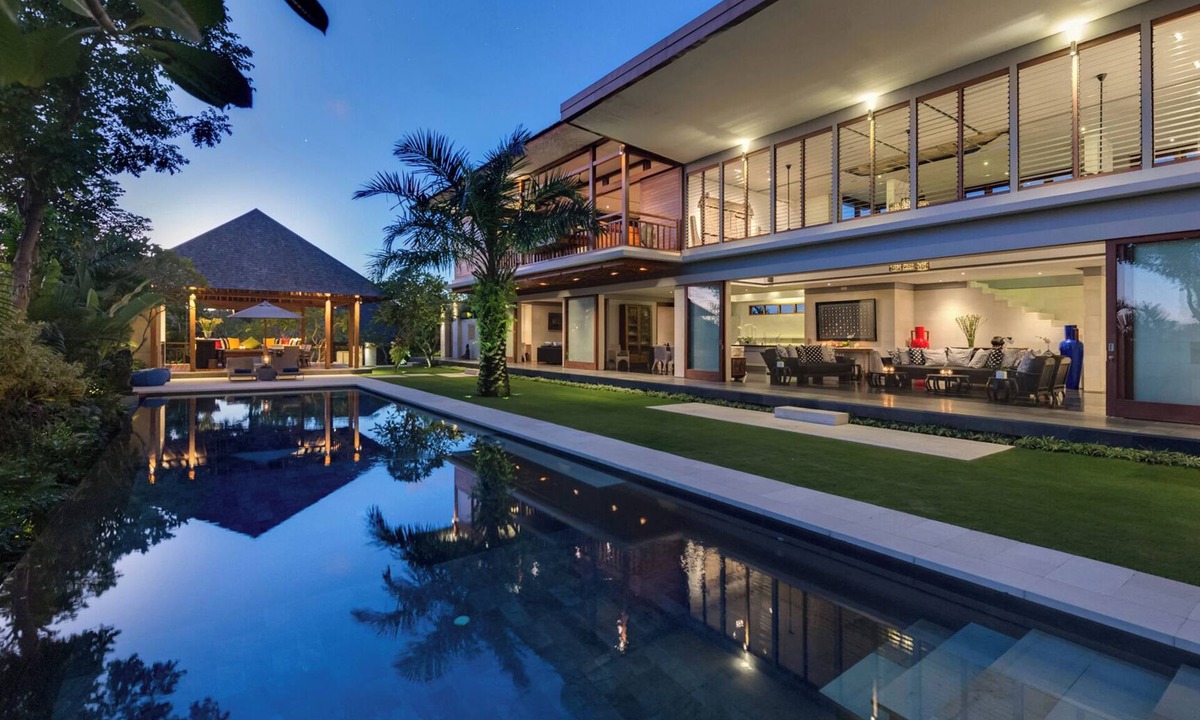 Batu Bolong Villa | Bendega Rato by Elite Havens