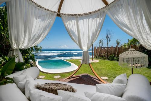 Uluwatu Hotel | Bubble 3 - Luxury Private Pool Honeymoon Dome Uluwatu