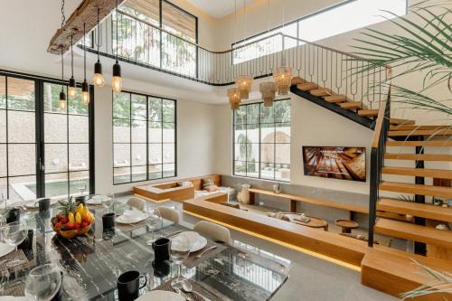 Sunset Road Villa | Casa Amore 4BR Seminyak