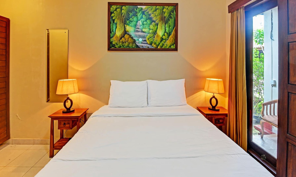 Central Seminyak Hotel | Collection O 91479 Indah Home Stay