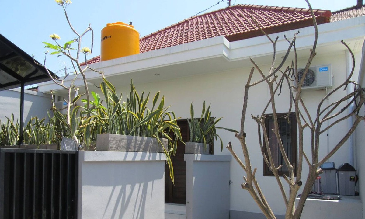 Raya Kuta House | DAILY HOUSE AT KUTA, BALI.3 BEDROOMS.