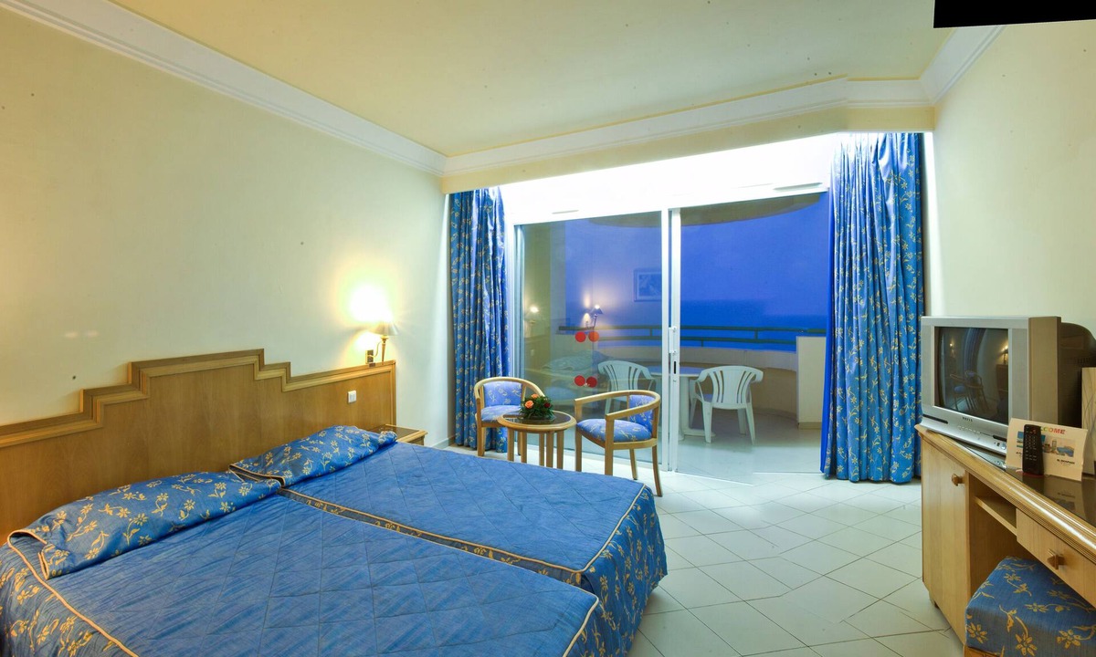 Yasmine Hotel | El Mouradi El Menzah