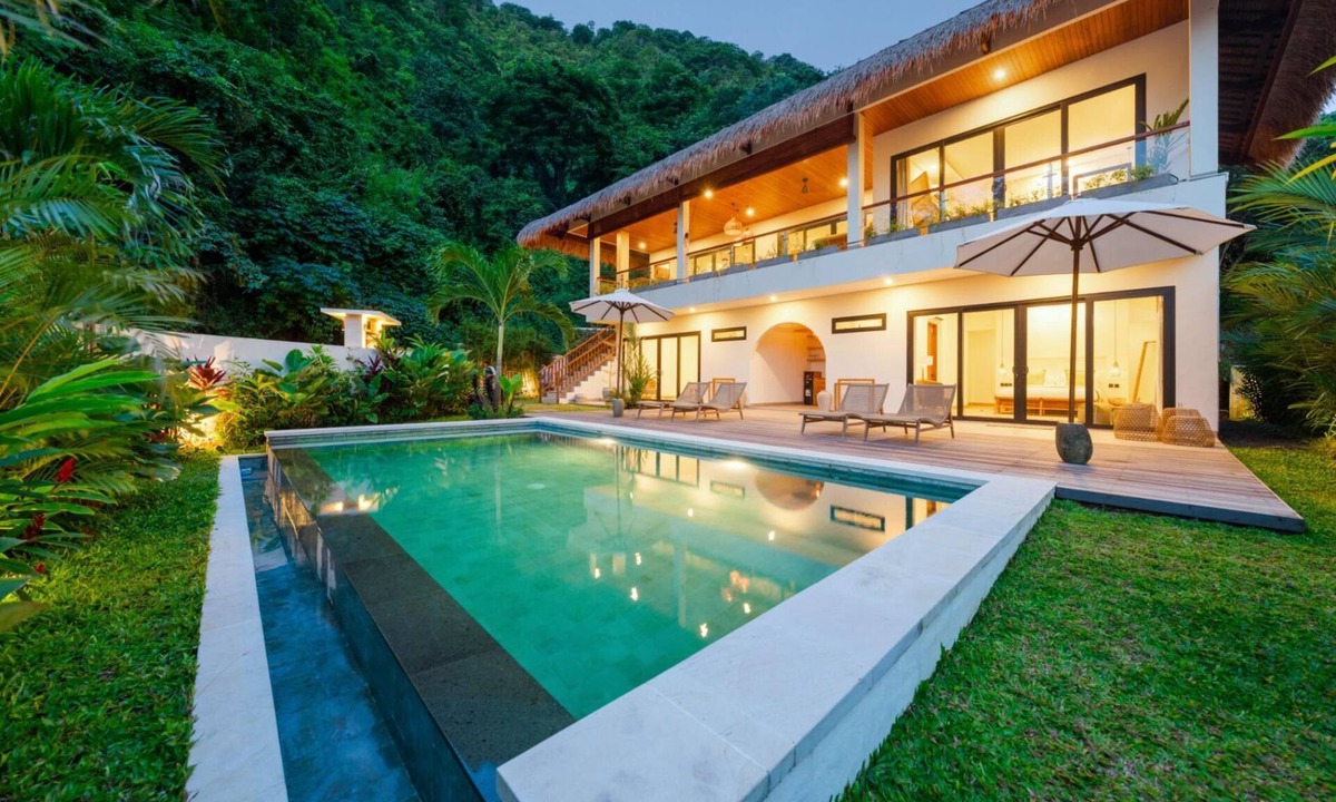 Purwakerti Villa | Elevated Ocean View Villa w/Private Pool in Amed