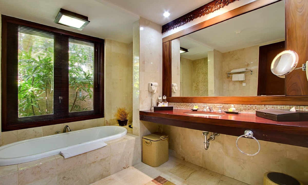 Kartika Plaza Villa | Fantastic Garden Villa near from the Beach