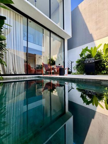 Batu Bolong Villa | Hidden Designer LOFT 3BDR I 750m to the Beach