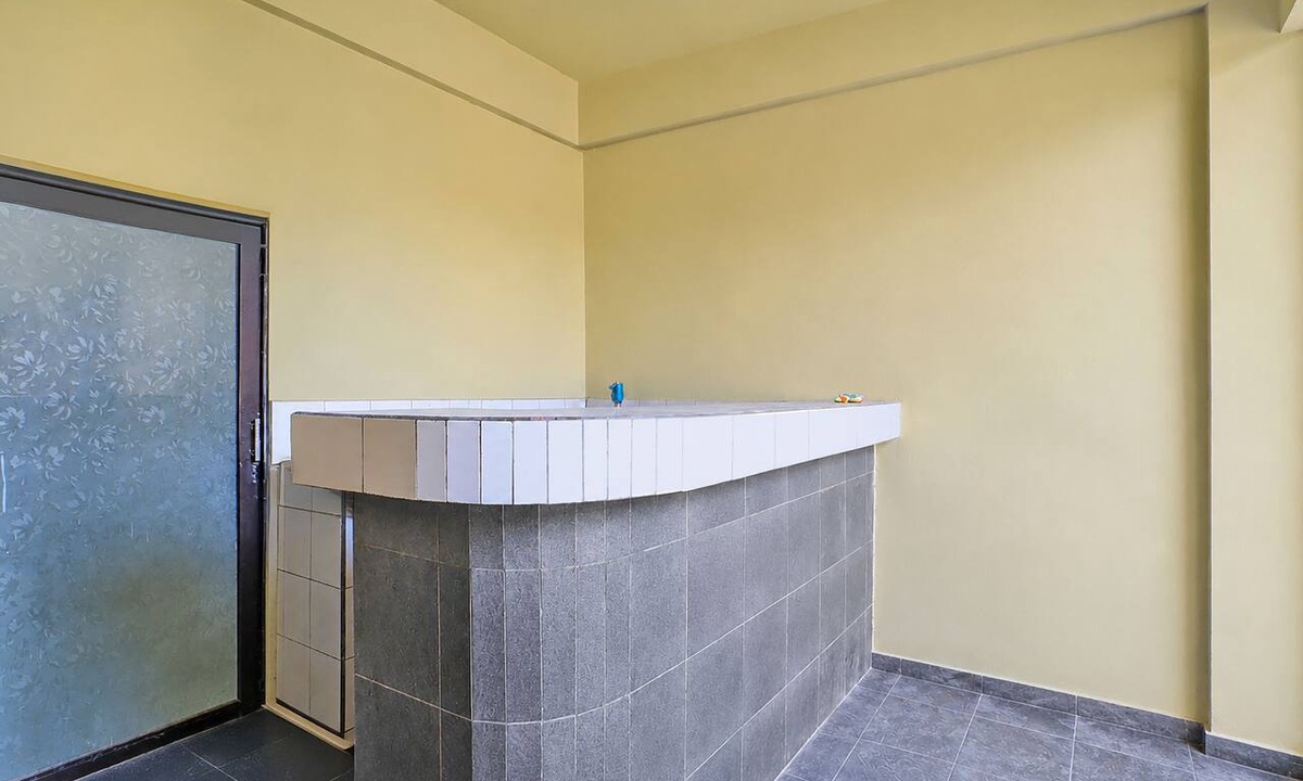 Bukit Hotel | Hotel O near Garuda Wisnu Kencana former