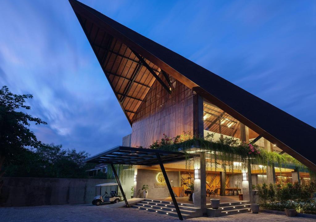 Petitenget Hotel | Kayumas Seminyak Resort