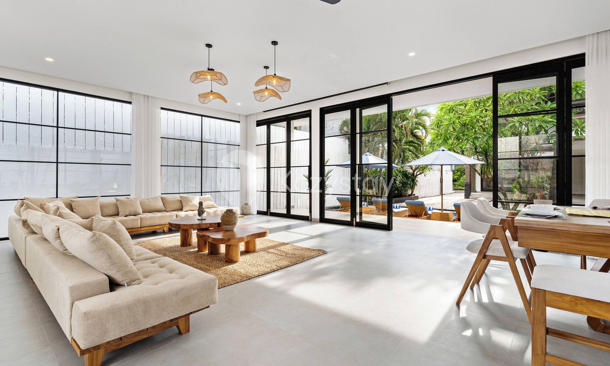 Dewi Sri Villa | Kros Villa by Kozystay - Legian