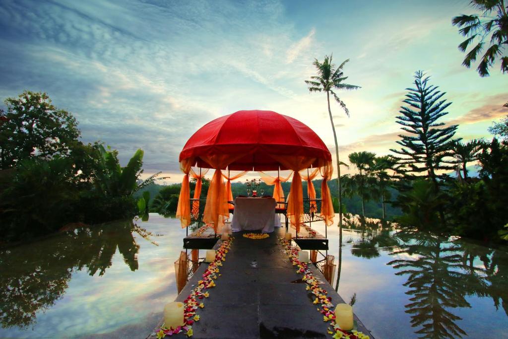 Kedewatan Resort | Kupu Kupu Barong Villas and Tree Spa