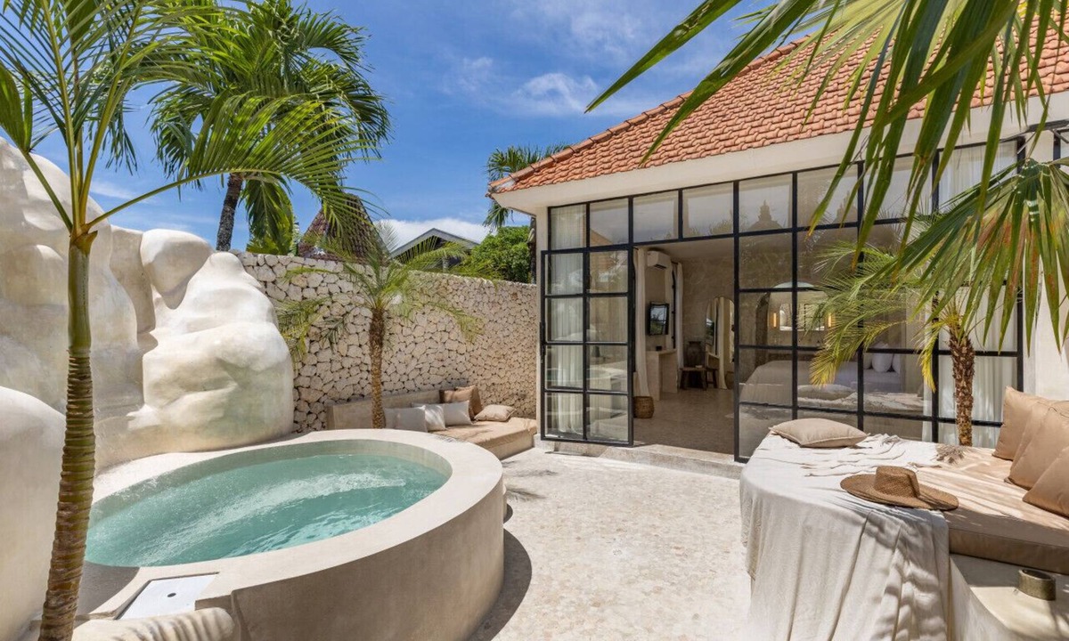Umalas Villa | Luxe Villa Bocami Suites 1 With 1BR by Azure
