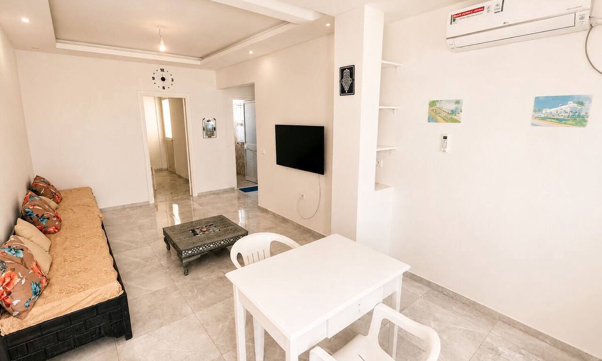 Hammamet Apartment | Luxury Apartment with AC in Central Hammamet