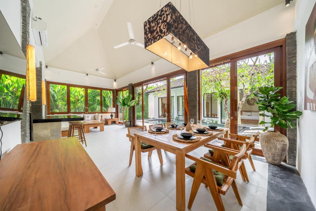 Kerobokan Villa | Mimosa - Private Pool Escape with Panoramic Views