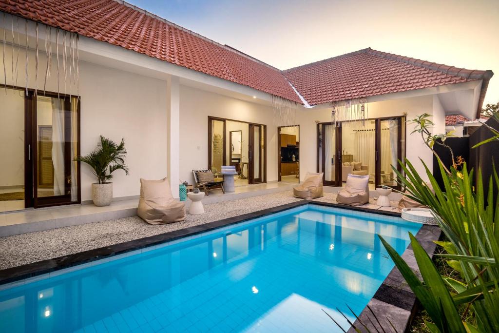 Umalas Villa | NEW 2BR Villa Ijabo in Canggu & Private Desk