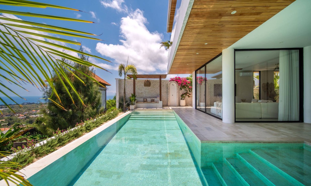 Pecatu Villa | Ocean Views Private Infinity Pool Bingin Hill