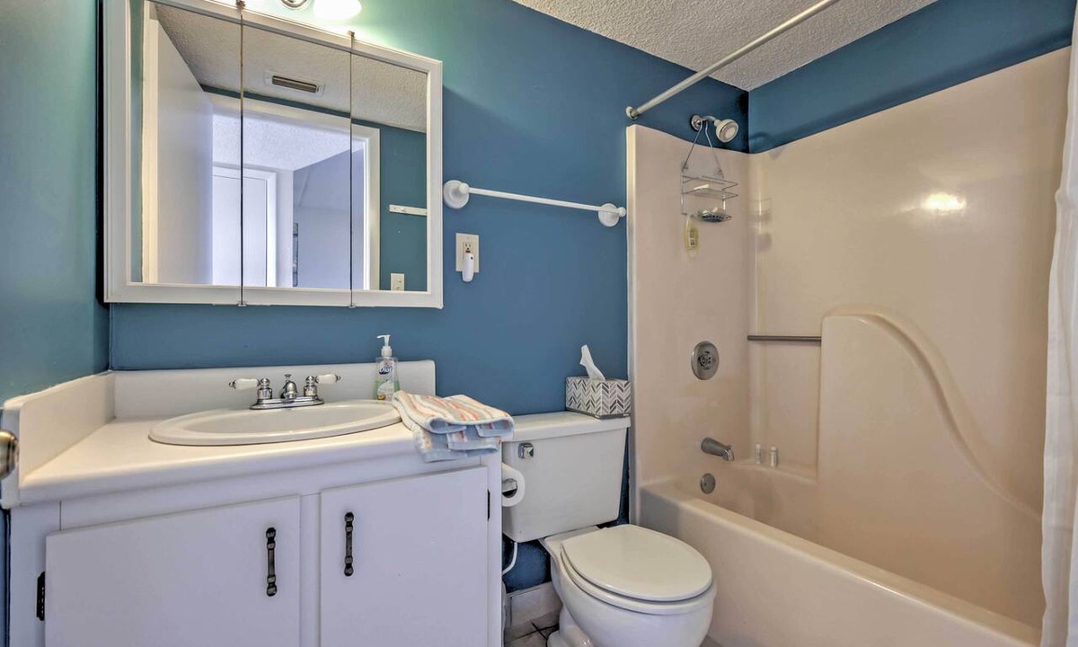 Ormond-by-the-Sea Condo | Oceanfront Ormond Beach Condo w/Pool Access!