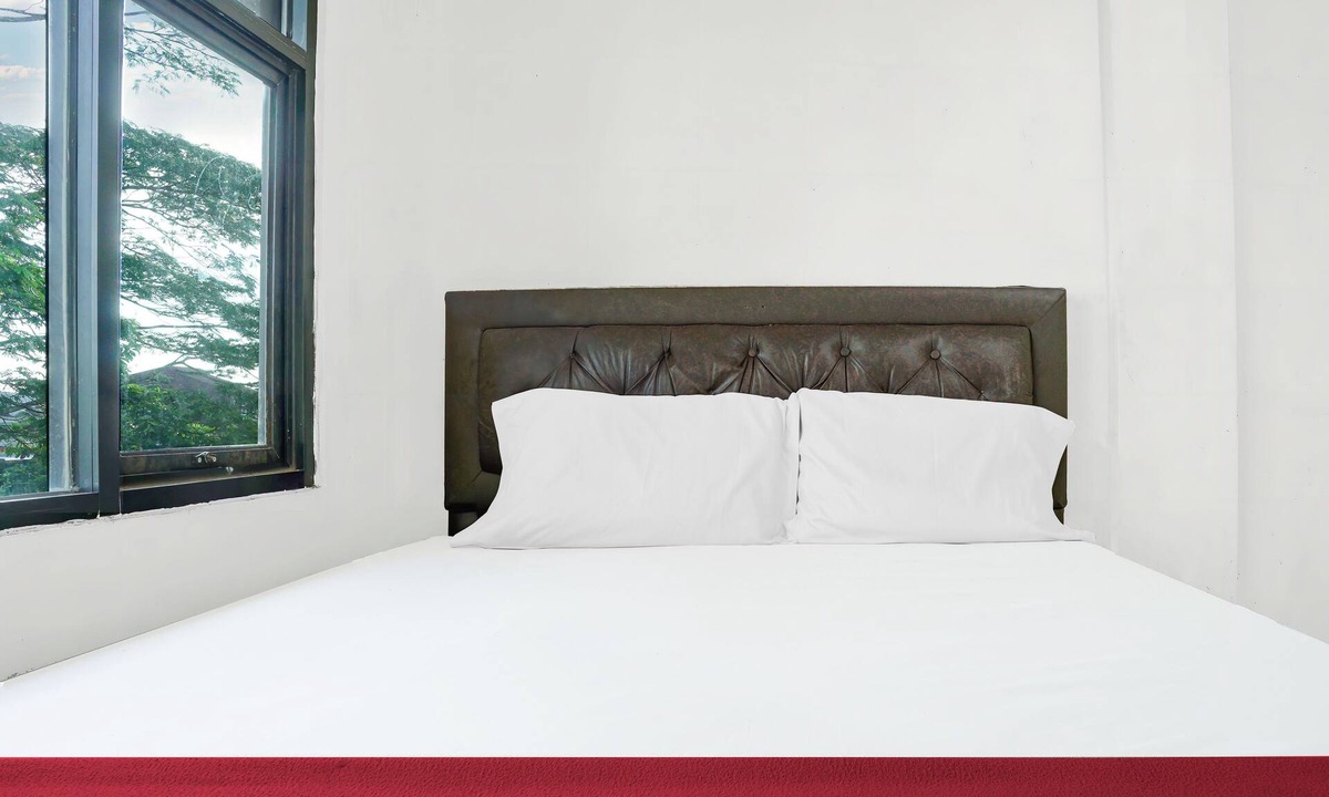 Singkawang Hotel | OYO 92609 Guest House Malay Singkawang