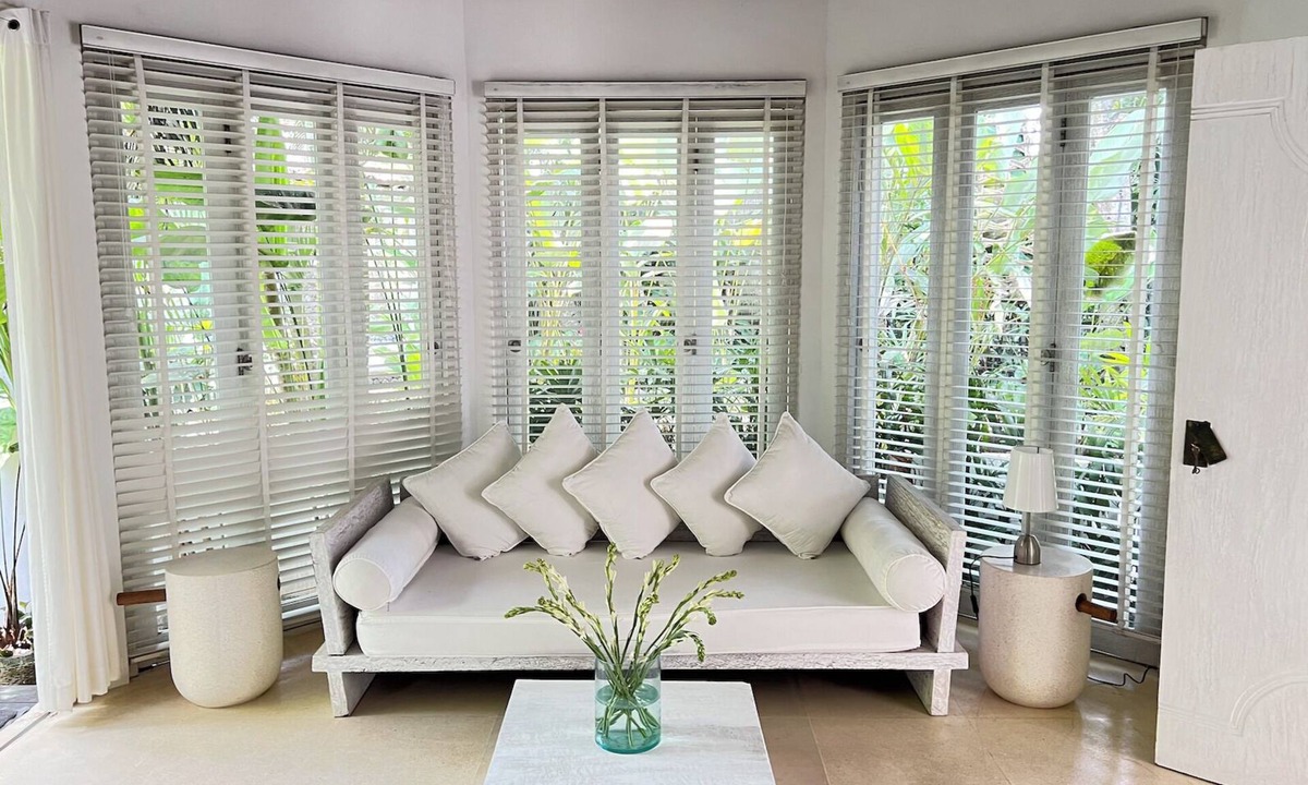 Nyuh Kuning Villa | Private 2BR in Bali with Kitchen, Open-Air Bathtub WiFI, Infinity Pool, Security