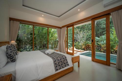 Mas Villa | River Temple Villa