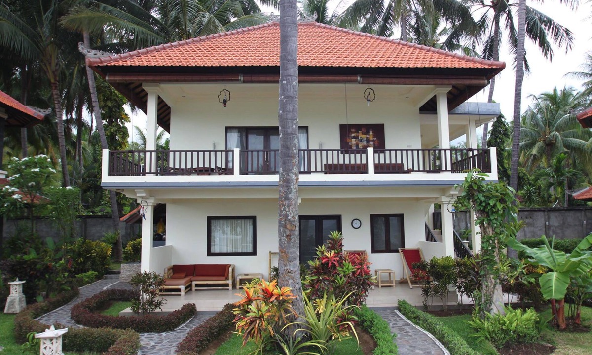 Bondalem Bed & Breakfast | Seafront Double Room in Bondalem Beach Club