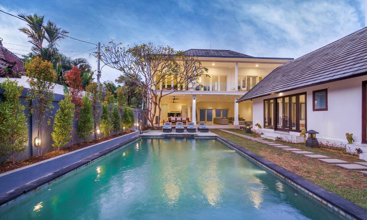 Drupadi Villa | Seminyak, 10BDR, BEACHSIDE, GREAT INCLUSIONS