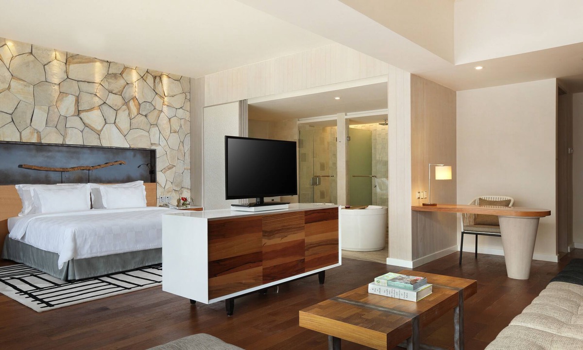 Legian Hotel | Spacious Modern Suite with Free Minibar Items (T Sand Suite17)
