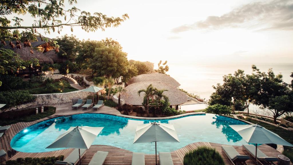 Uluwatu Resort | Suarga Padang Padang