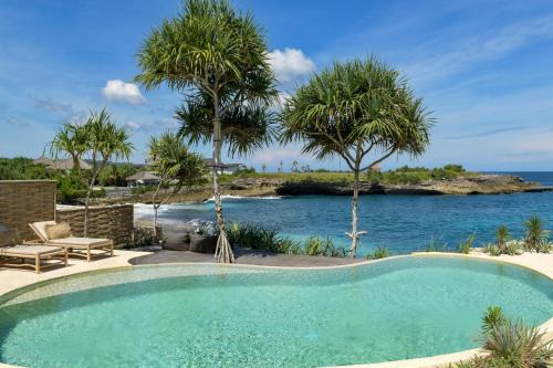 Mushroom Bay House | The Cabins