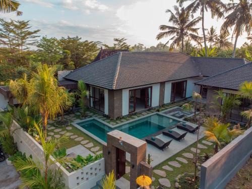 Peliatan Villa | The Kereng Villa Ubud by Bali Cabin