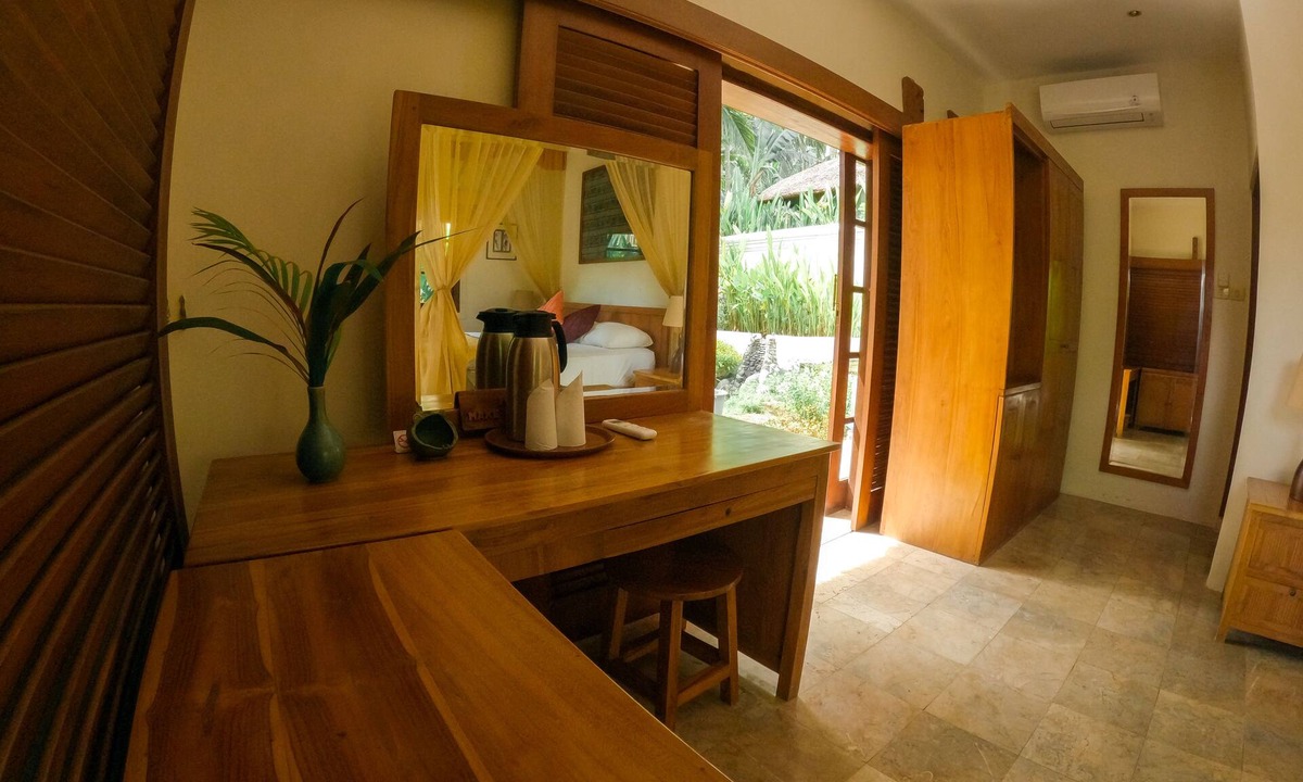 Candi Dasa Hotel | The Watergarden