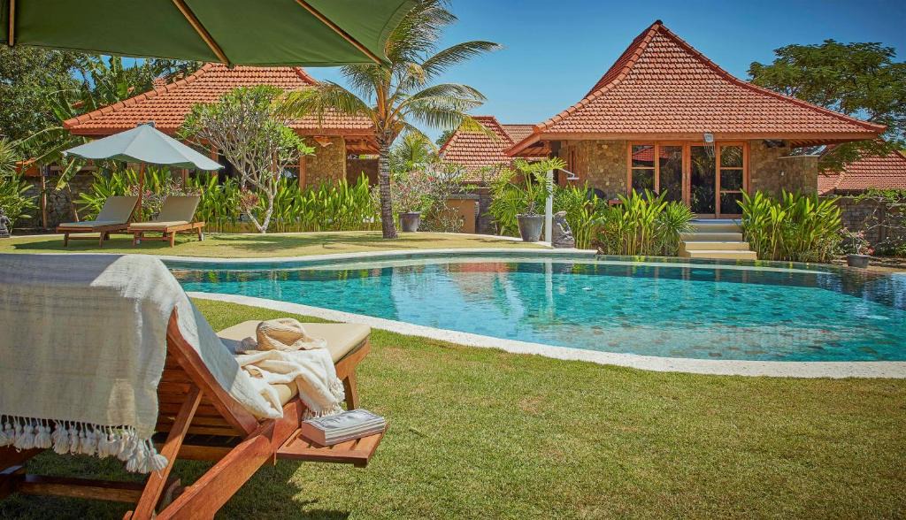 Uluwatu Resort | Three Monkeys Villas