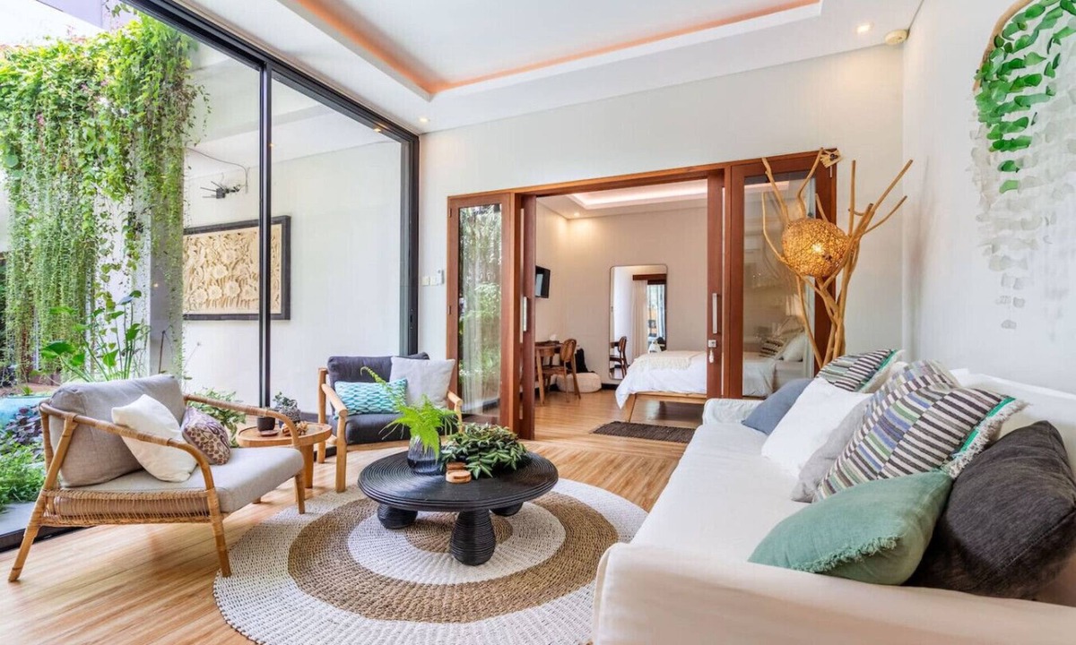 Berawa House | Tropical 2BR Villa with Private Pool in Canggu