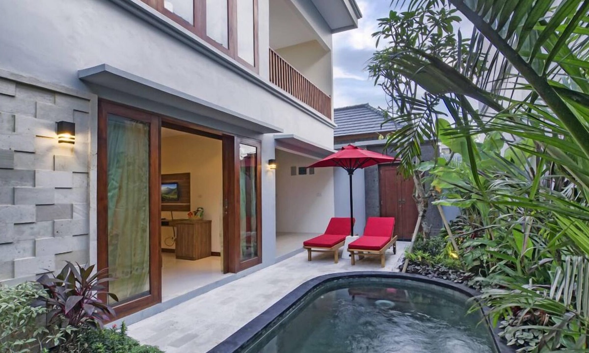 Kerobokan Villa | Two Bedrooms Family Villa Near Seminyak