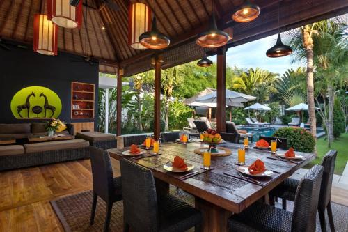 Drupadi Villa | Ultra Luxury & LUXE Pool Villas Near Seminyak Beach - Tangram, Abakoi, Anam & Abagram