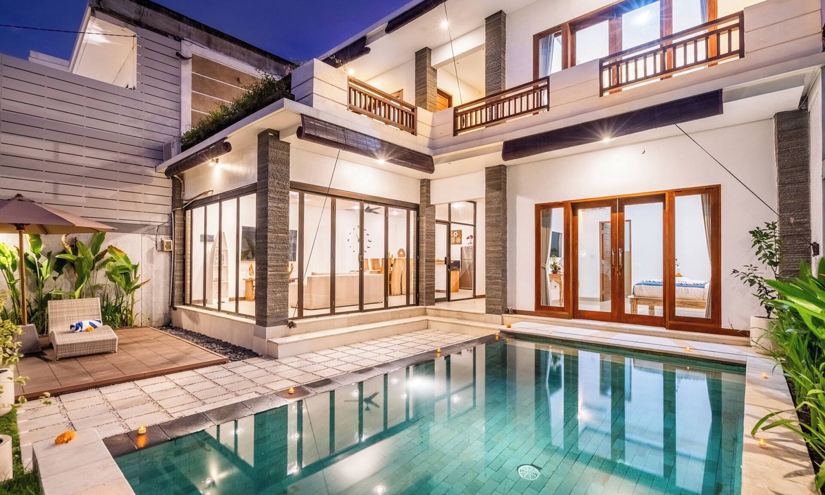 Legian Villa | Villa Avaluna (by JB Villas)