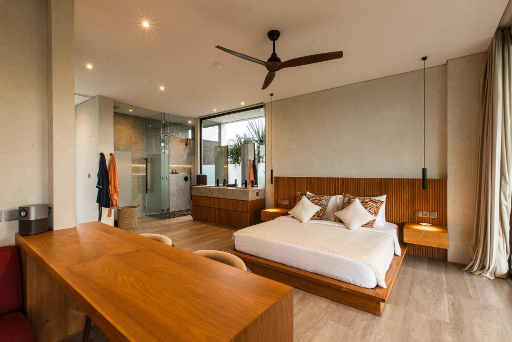 Tumbak Bayuh Villa | Villa Famara Pererenan, Canggu by Blacksand