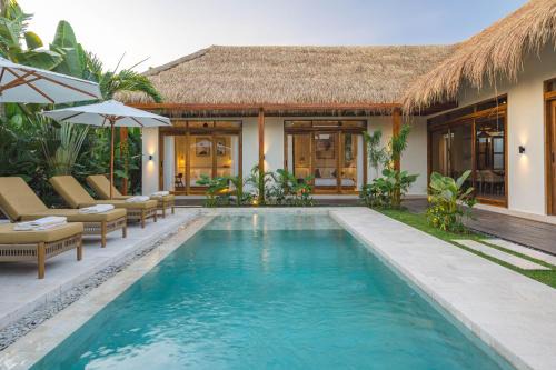 Sayan Villa | Villa Loka Sama, Tropical Oasis 3BR Private Pool Villa in Ubud