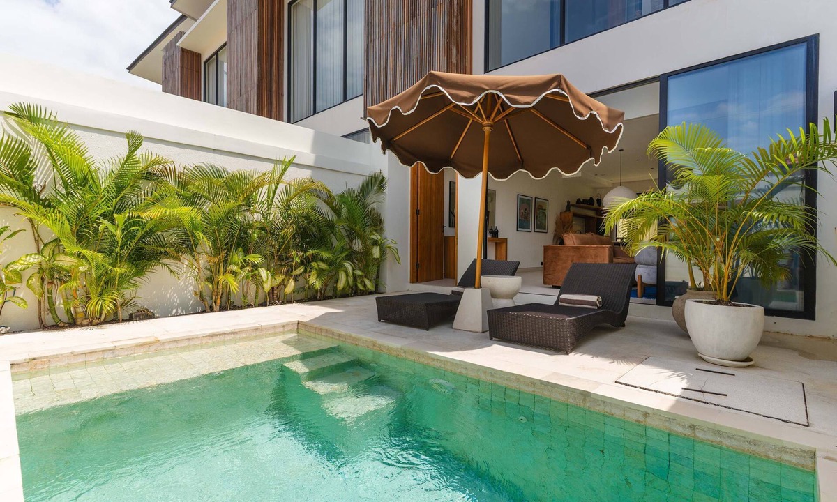 Batu Bolong Villa | Villa Santai Santai in Kuta Utara