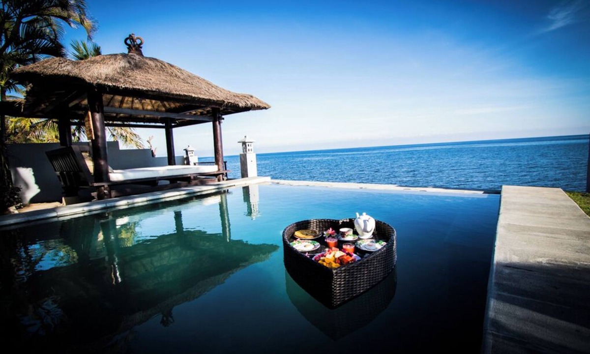 Bukti Villa | Villa Seaview – 3BR Beachfront Villa with Private Pool, North Bali