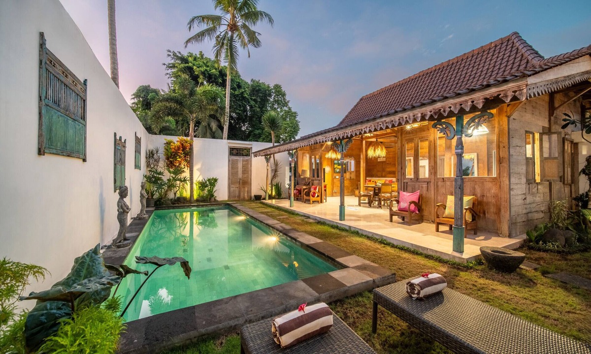 Kemenuh Villa | Wooden Sanctuary 2BR in Ubud