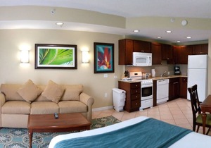 Wyndham Palm-Aire | 2BR Suite Pool & Resort Access in Pompano Beach