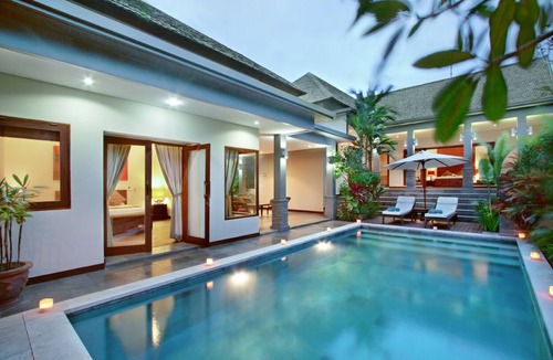 Pererenan Villa | 1 Bedroom Pool Villa sleeps 2 near ECHO Beach Canggu, Housekeeping staff