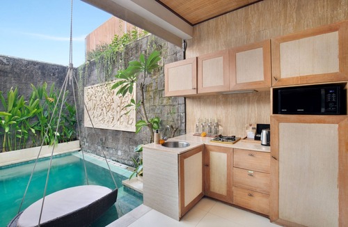 Dewi Sri Villa | 2 Bedroom Pool Villa in Legian