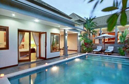 Pererenan Villa | 2 Bedroom Pool Villa near ECHO beach Canggu, Staff service